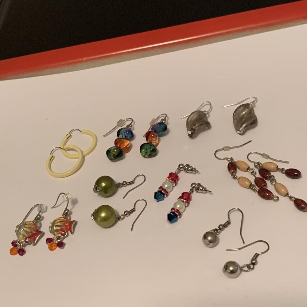 Lot Of 8 Vintage - Modern Costume Earrings Pierced Variety - Dangle, Beaded, Etc
